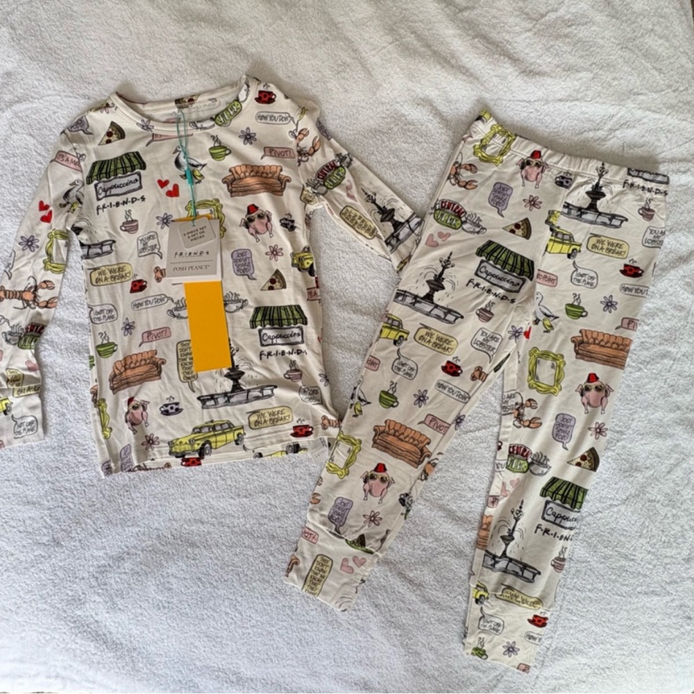 Posh Peanut x Friends Kids Printed Pajamas Set-3/4T